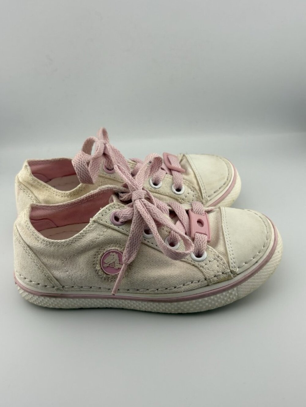 Crocs Toddler Girls Canvas Sneakers Pink White Lace Up Shoes Size C10 - Picture 5 of 8